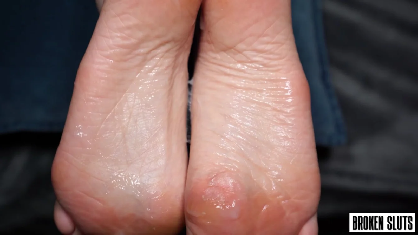 Preview of BrokenSluts Ana Lingus Cum On Feet Is Popular With Her Customers XXX